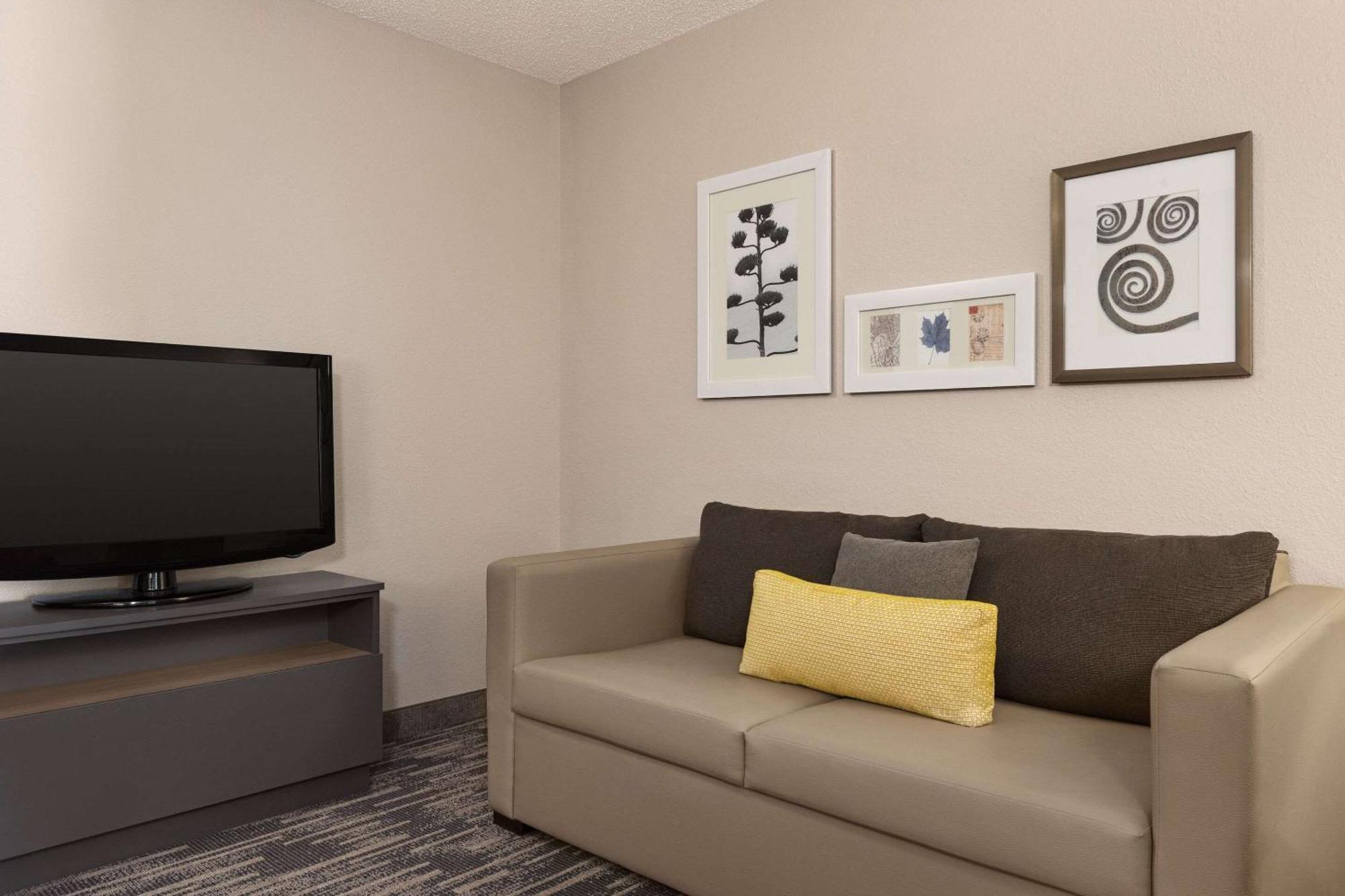 Country Inn & Suites By Radisson, St Cloud East, Mn セントクラウド エクステリア 写真